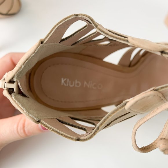 Anthropologie Klub nico cream lace up heels peep toe 9 - Picture 8 of 10